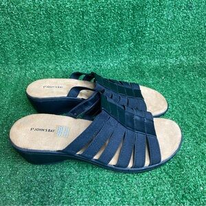 St John’s Bay SZ 10 m woman’s Black slip on comfort Sandals